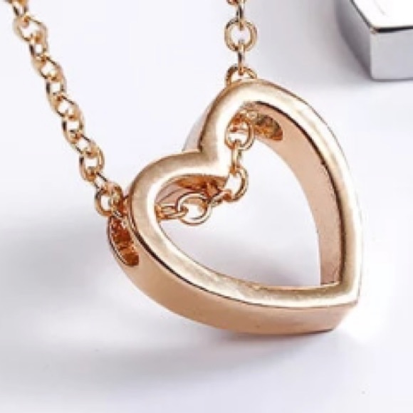 💙💎💲FIRM🛍➕BUNDLE➕ 4 DISCOUNT! 💛GOLDEN HEART!💛 - Picture 6 of 7